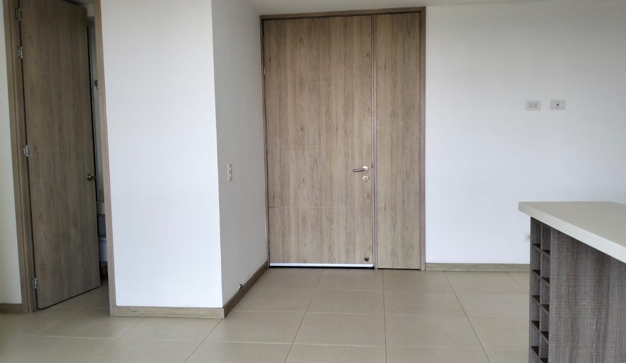 1000960224