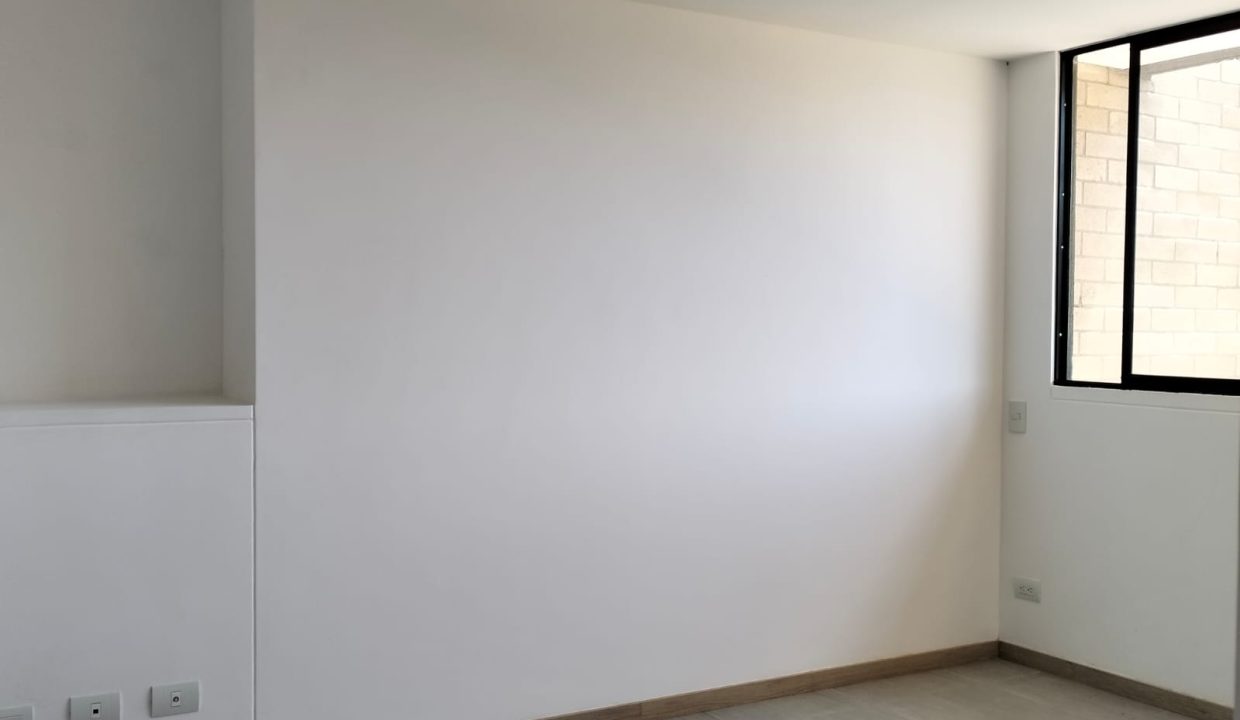 1000961798