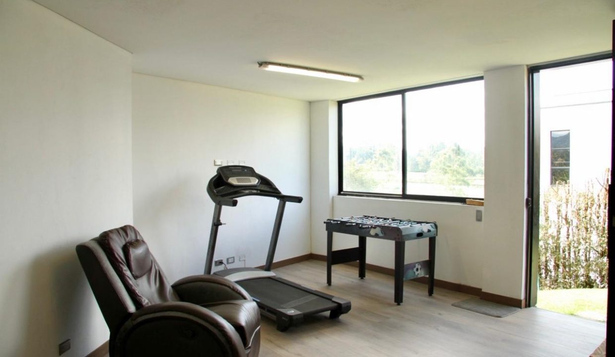 WhatsApp Image 2025-10-27 at 3.51.07 PM (1)