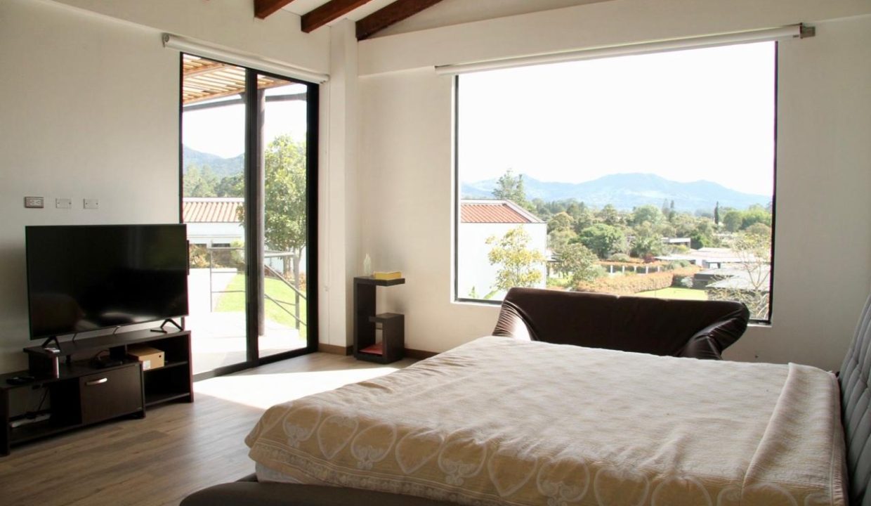 WhatsApp Image 2025-10-27 at 3.51.07 PM (6)