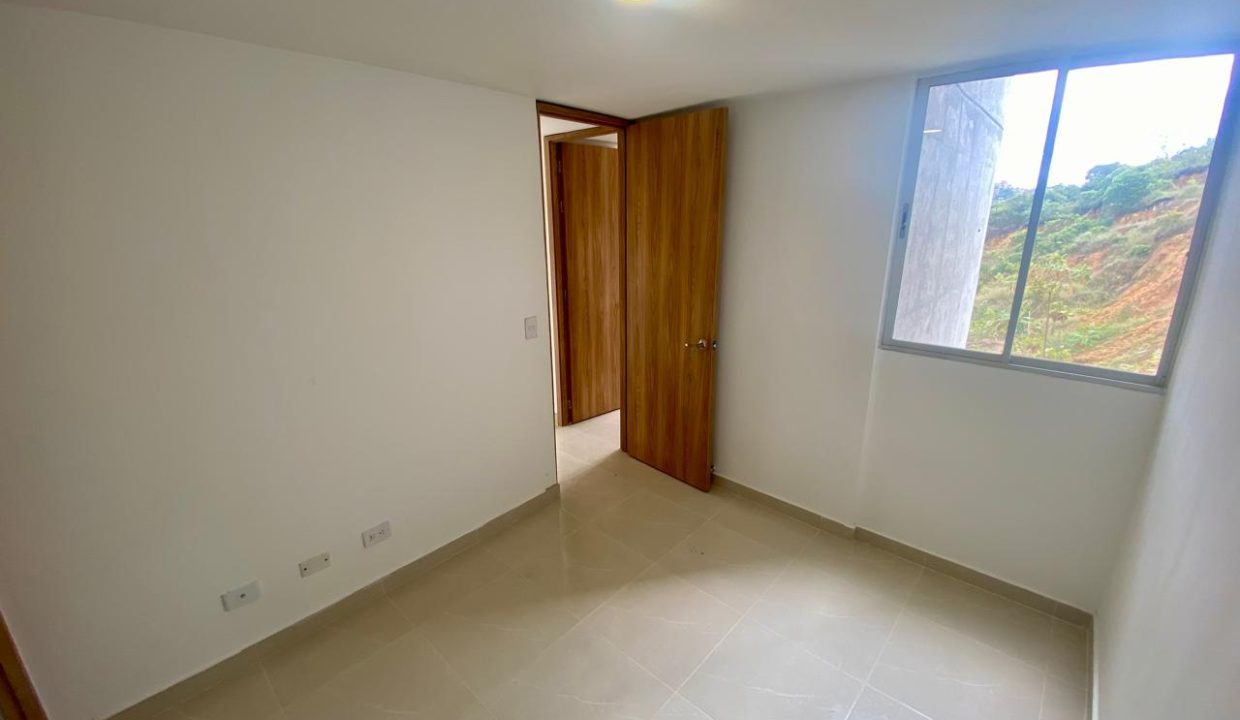 WhatsApp-Image-2025-09-19-at-9.58.44-AM-12