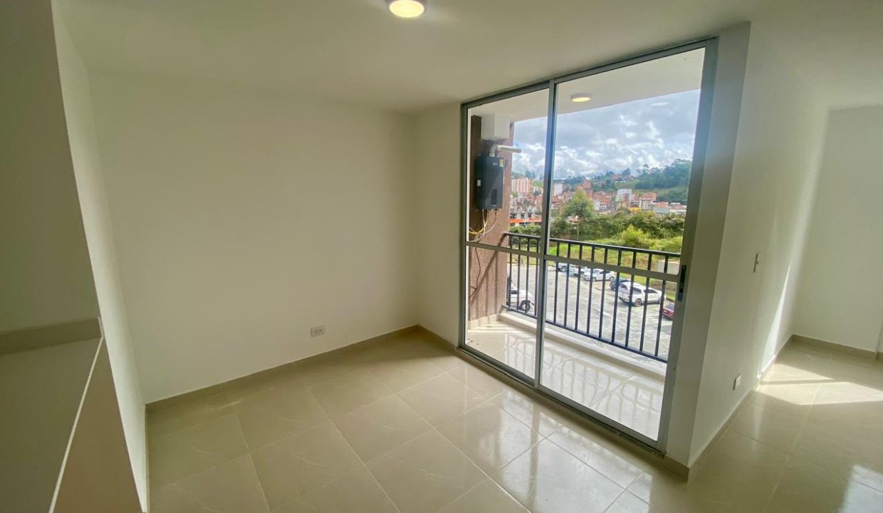 WhatsApp-Image-2025-09-19-at-9.58.44-AM-5