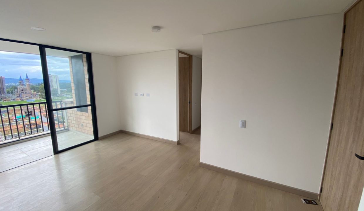 WhatsApp Image 2025-11-20 at 4.39.30 PM (1)