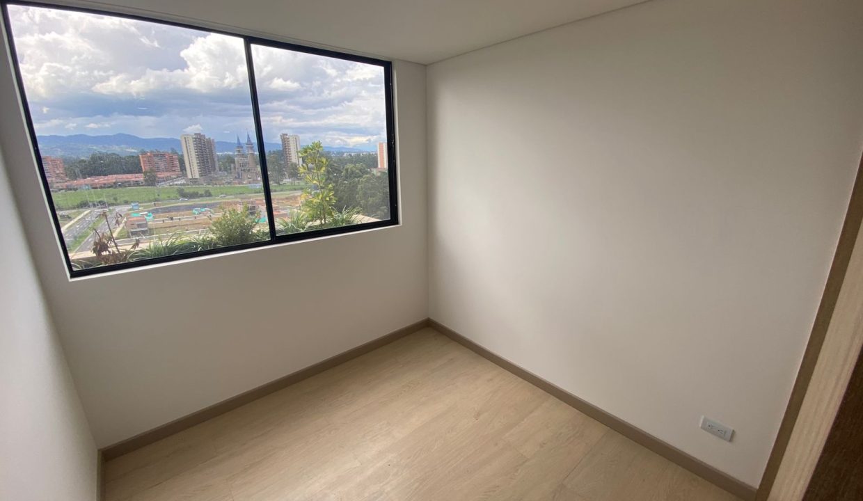 WhatsApp Image 2025-11-20 at 4.39.32 PM (1)