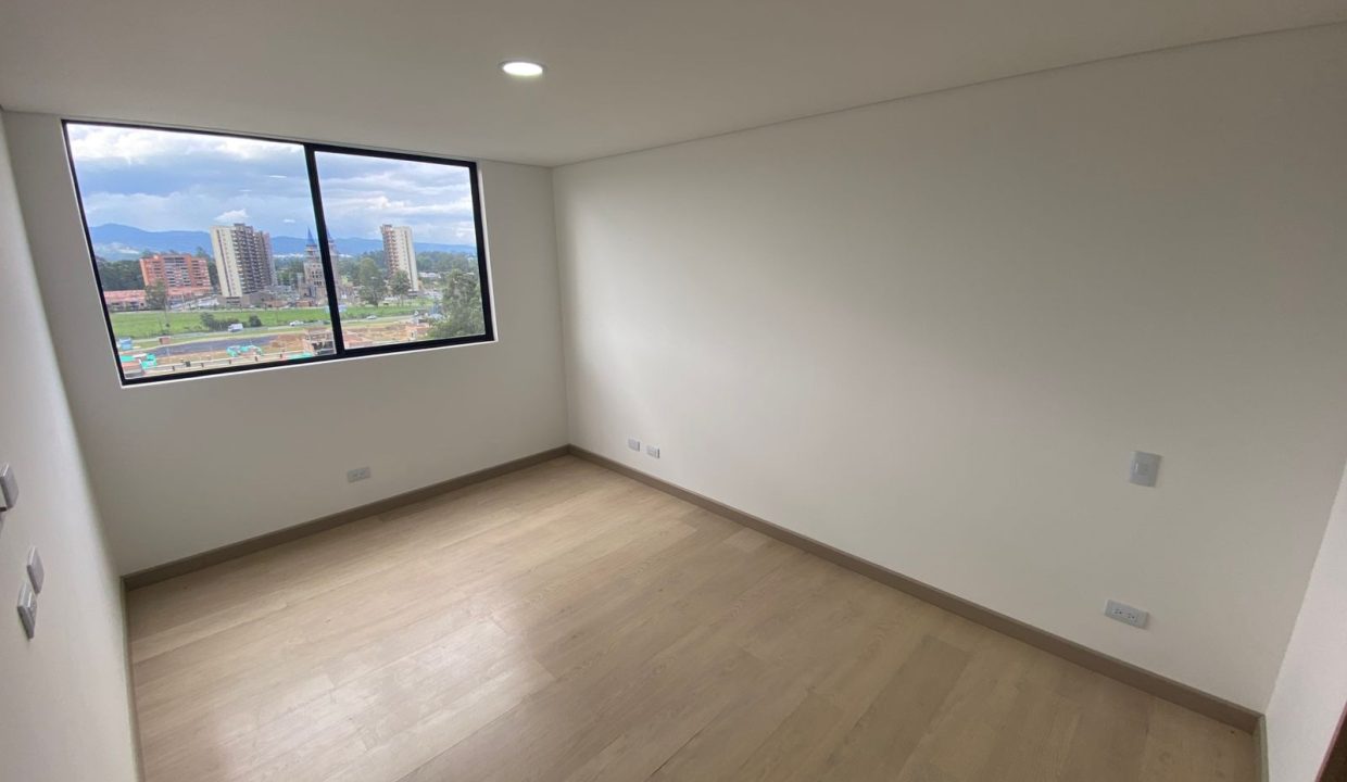 WhatsApp Image 2025-11-20 at 4.39.33 PM (1)