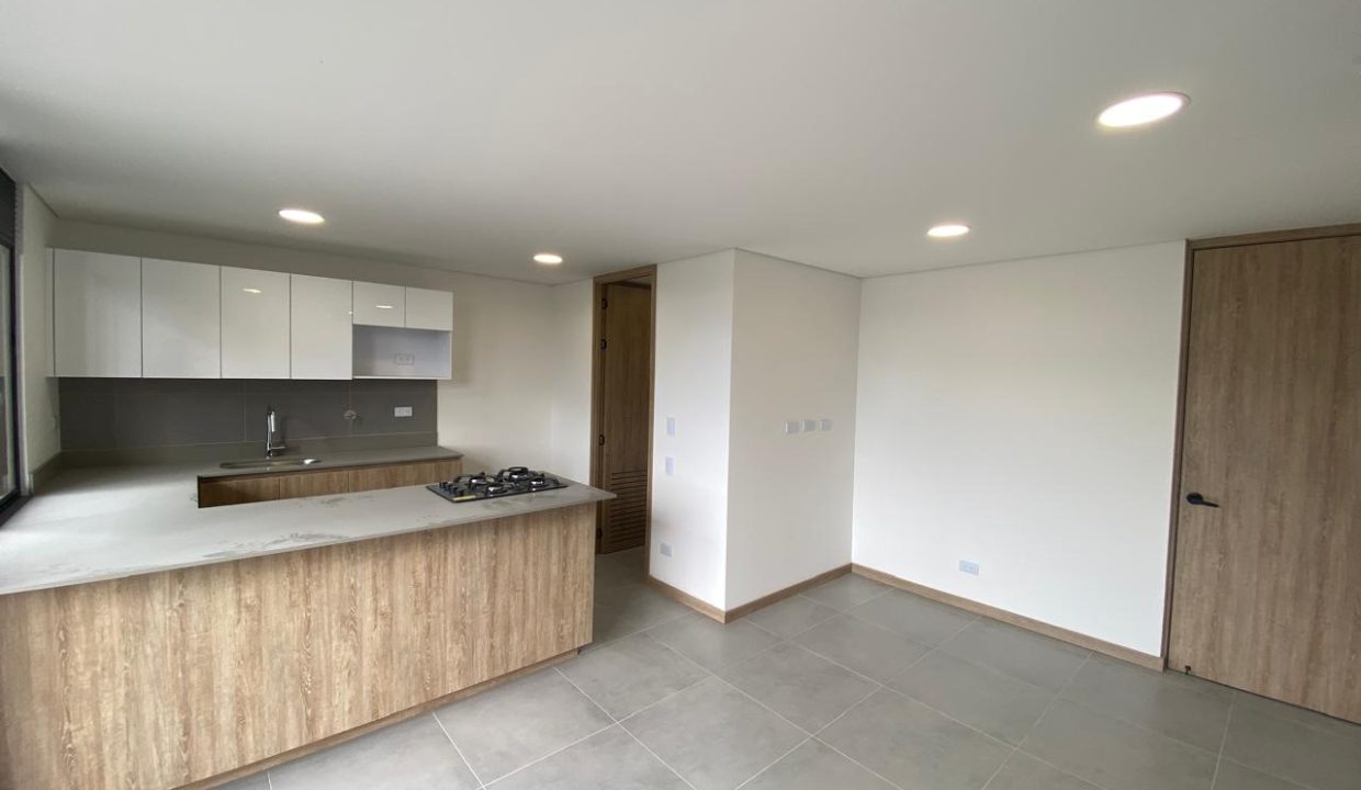 WhatsApp Image 2025-11-20 at 5.39.47 PM (1)