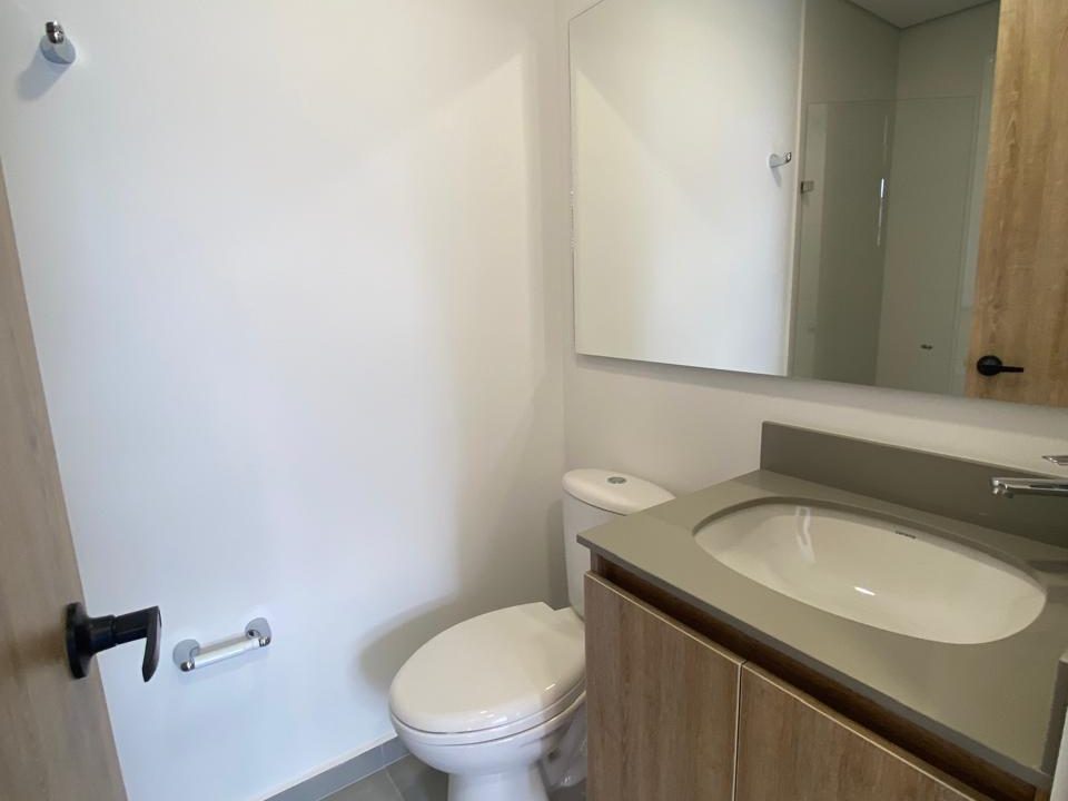 WhatsApp Image 2025-11-20 at 5.39.47 PM (7)