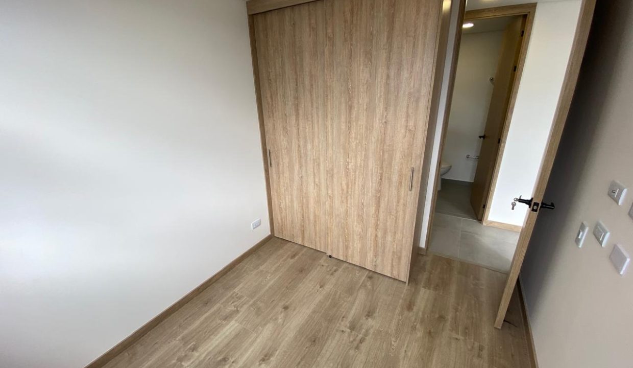 WhatsApp Image 2025-11-20 at 5.55.34 PM (1)