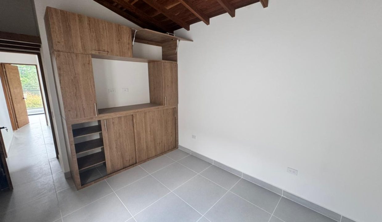 WhatsApp Image 2025-11-24 at 12.02.28 PM (1)