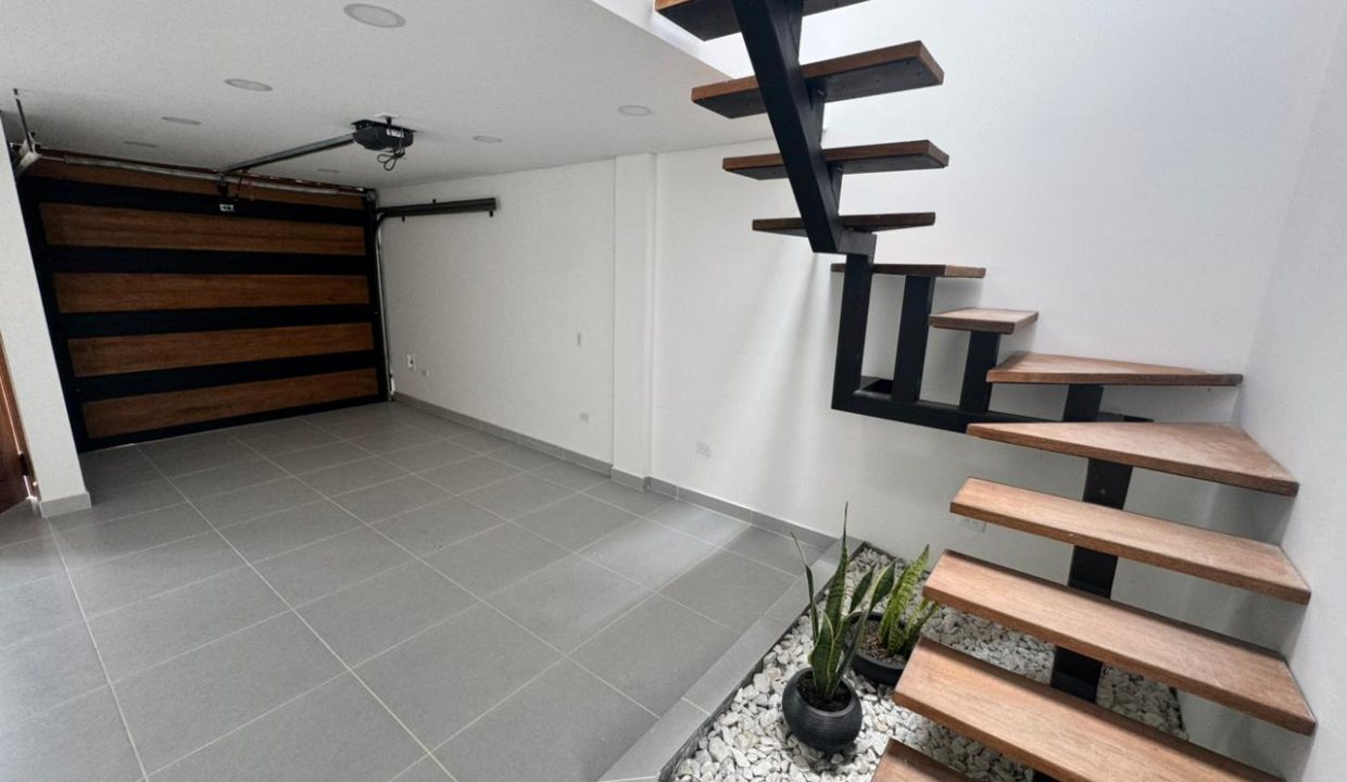 WhatsApp Image 2025-11-24 at 12.02.30 PM