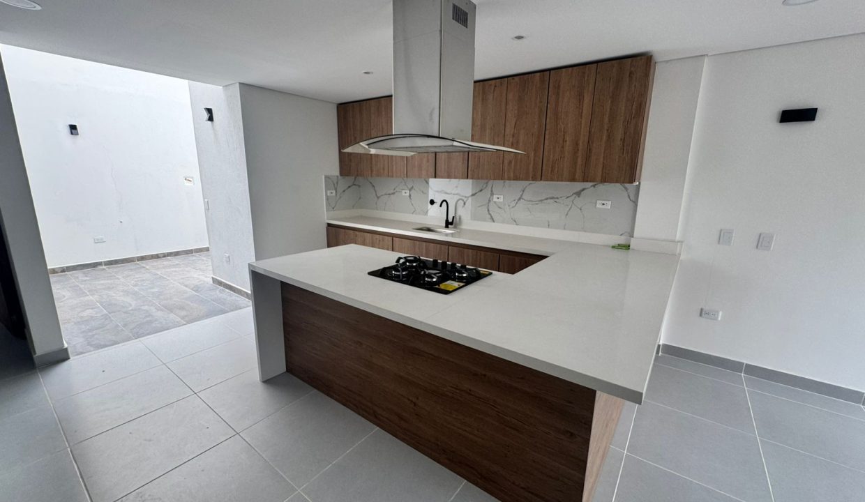 WhatsApp Image 2025-11-24 at 12.02.30 PM (2)