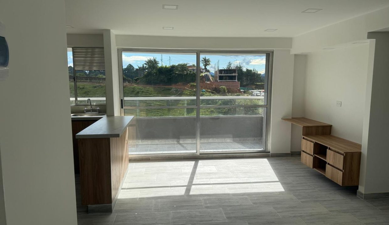 WhatsApp Image 2025-12-04 at 3.30.22 PM (4)