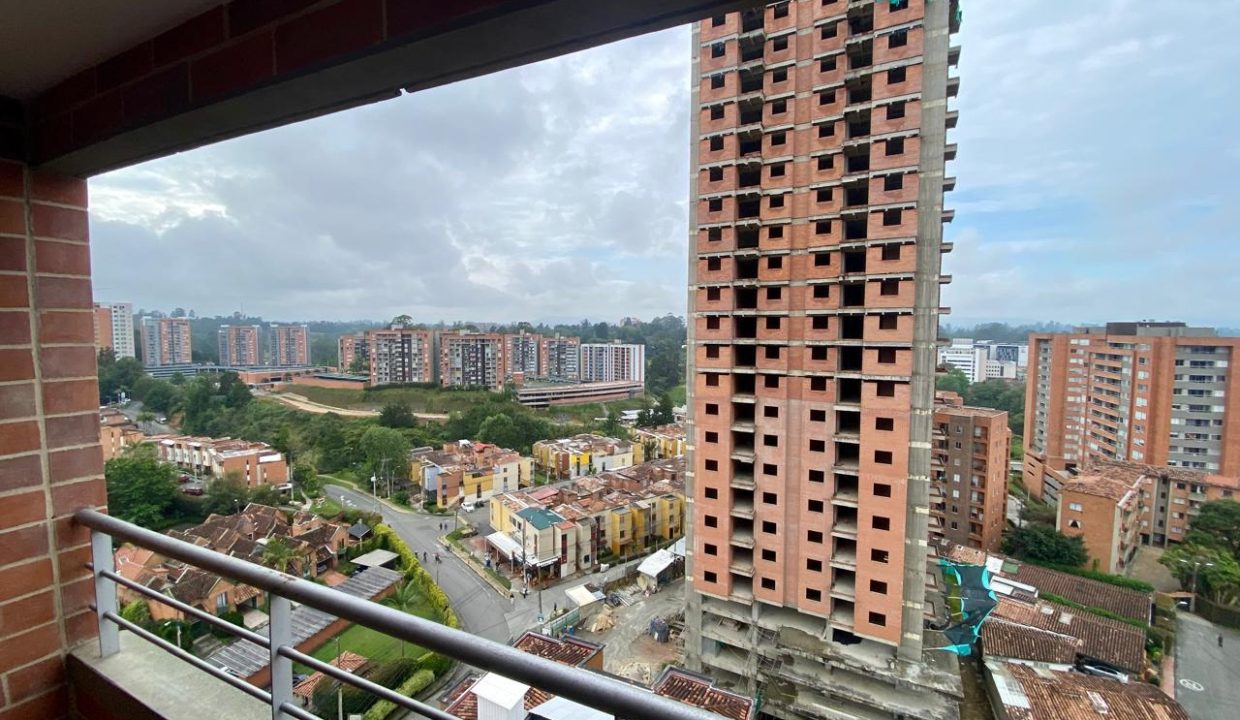 WhatsApp Image 2025-12-11 at 11.11.37 AM (1)