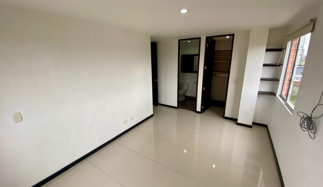 WhatsApp Image 2025-12-11 at 11.11.37 AM (14)