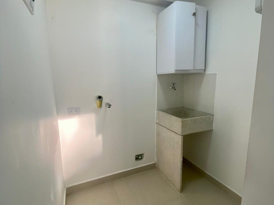 WhatsApp Image 2025-11-26 at 1.38.35 PM (5)